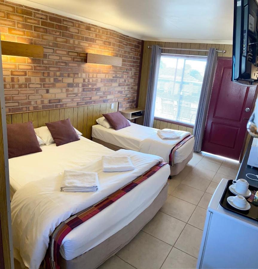 Proserpine Motor Lodge Luaran gambar